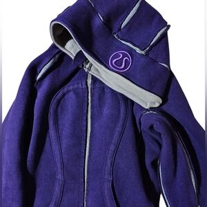 Lululemon Athletica Special Edition Scuba Size 4-5 Purple Full-Zip Hooded Violet
